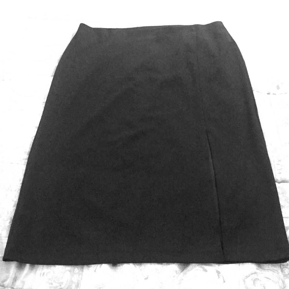 Black XL pencil skirt with side slit